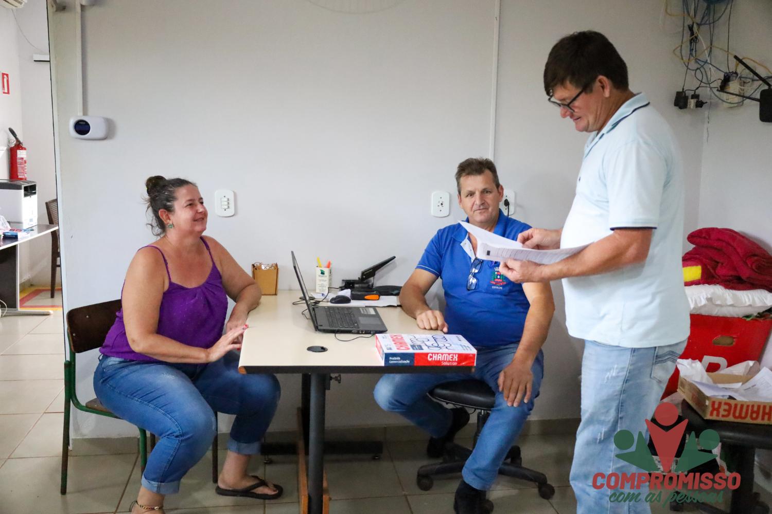 Prefeito em Exercício Chenho visita obras em Missal