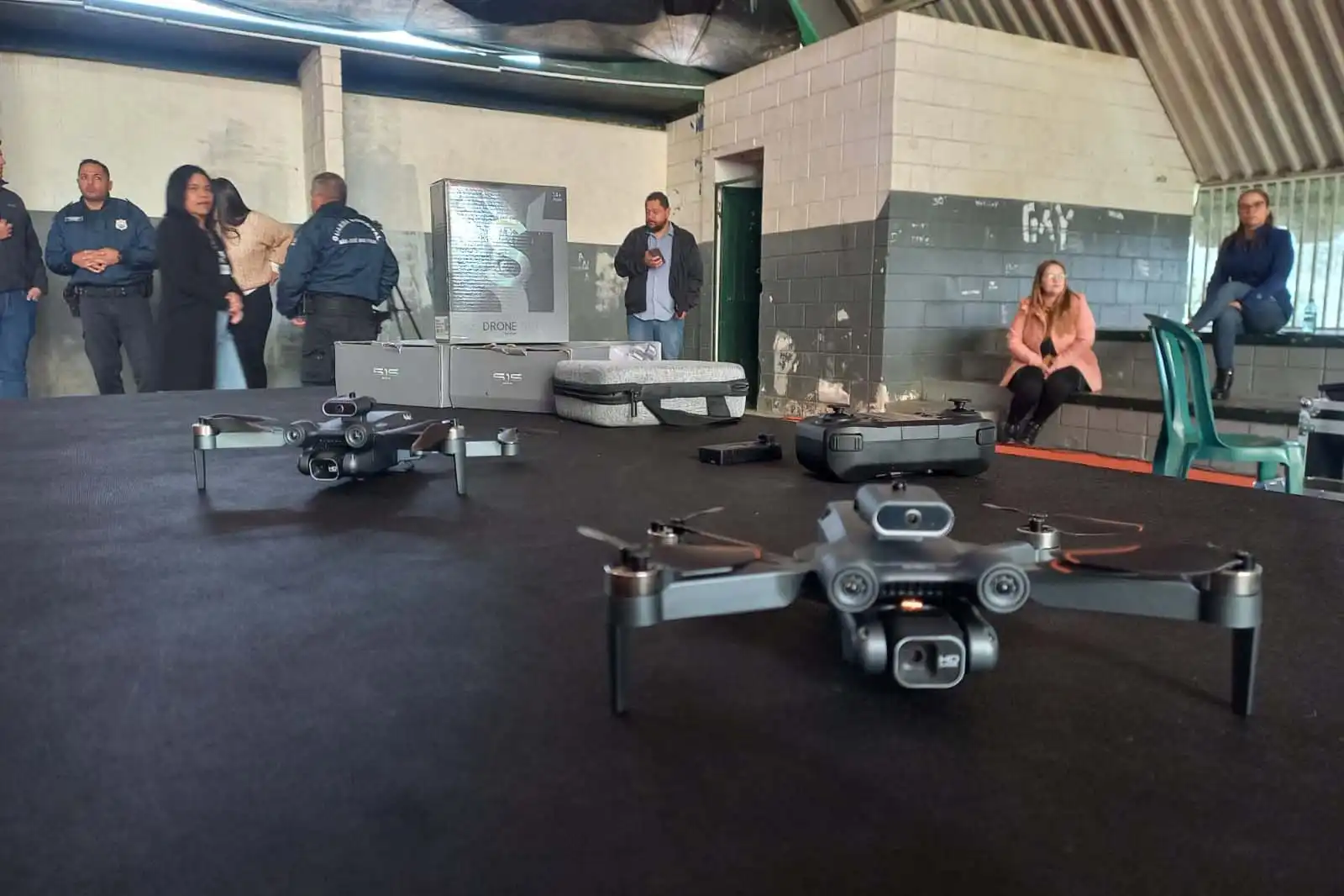 Tecnologia na educação: alunos da rede estadual pilotam drones e mostram resultados das aulas de Robótica Foto: SEED