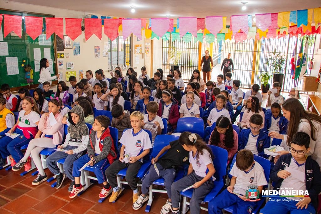 Educação trabalha importância da alimentação em alusão ao Dia da Conscientização Contra a Obesidade Infantil