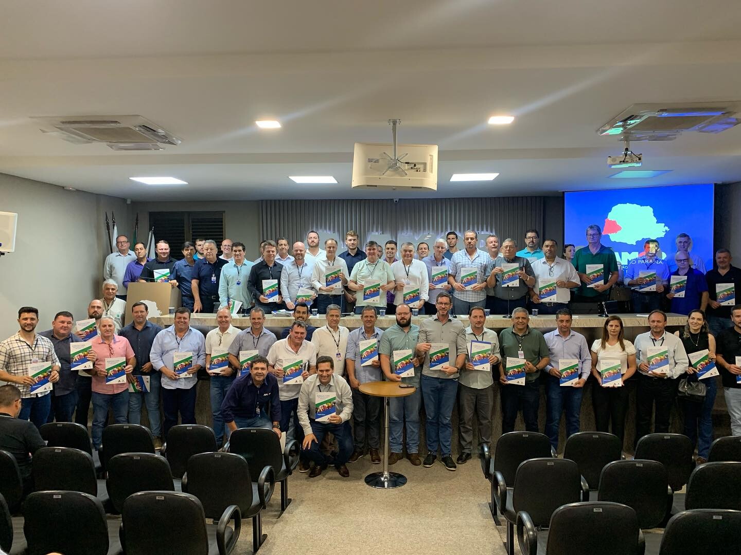 AMOP realiza Assembleia Geral com o foco na agricultura e Prefeito Lindolfo Rui marca presença