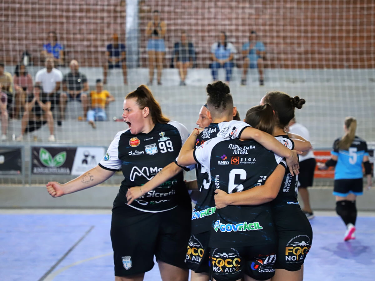 Itaipulândia vence Santa Terezinha de Itaipu nos pênaltis e avança à final do 31º Regionalito de Missal