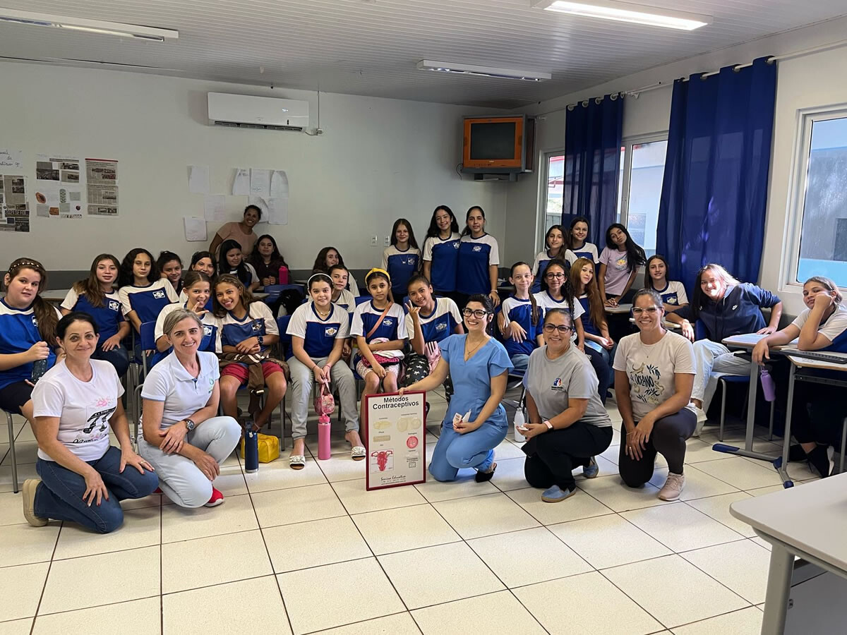 Palestra sobre Saúde Reprodutiva na Adolescência: O que os Jovens Precisam Saber